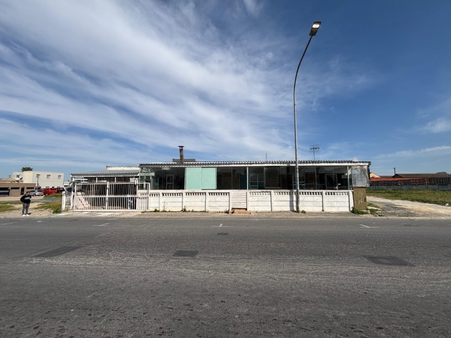 3 Bedroom Property for Sale in Malibu Village Western Cape